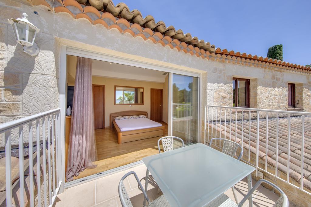 Domaine Du Mont Leuze Villa Villefranche-sur-Mer Exterior foto